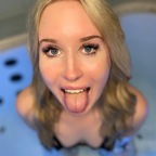 Mia Peach