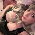 Busty bombshell [black-heart]