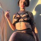 SHORT-HAIRED GODDESS MICHELLE