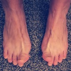 Miss Play Feet