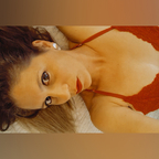 Alisson Curvy