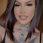 HOT BRUNETTE