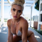 Sabrina Splits