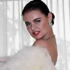 Dominatrix Dinah - Dominant Hot Wife