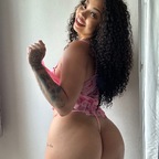 Linda with booty