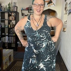 Barefootwitch420