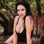 Olivia Shappiro [kiss]