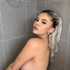 Shania