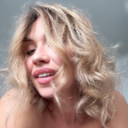 Nicole [kiss]