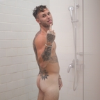 Bendy dudes nudes