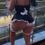 Misshollylicious