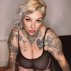 Katie Summer [black-heart]