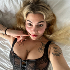 KinkyKiara