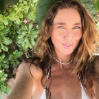 Real Surfer Girl